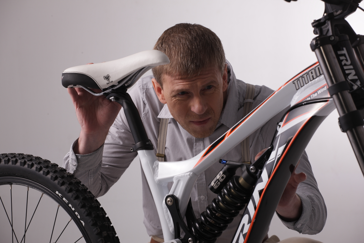  Bảo dưỡng xe đạp và điều khiển xe an toàn sao cho đúng cách